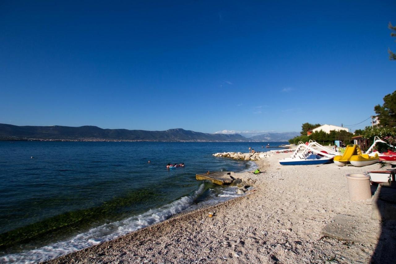 Apartments David - 20M From The Beach With Parking Trogir Ngoại thất bức ảnh
