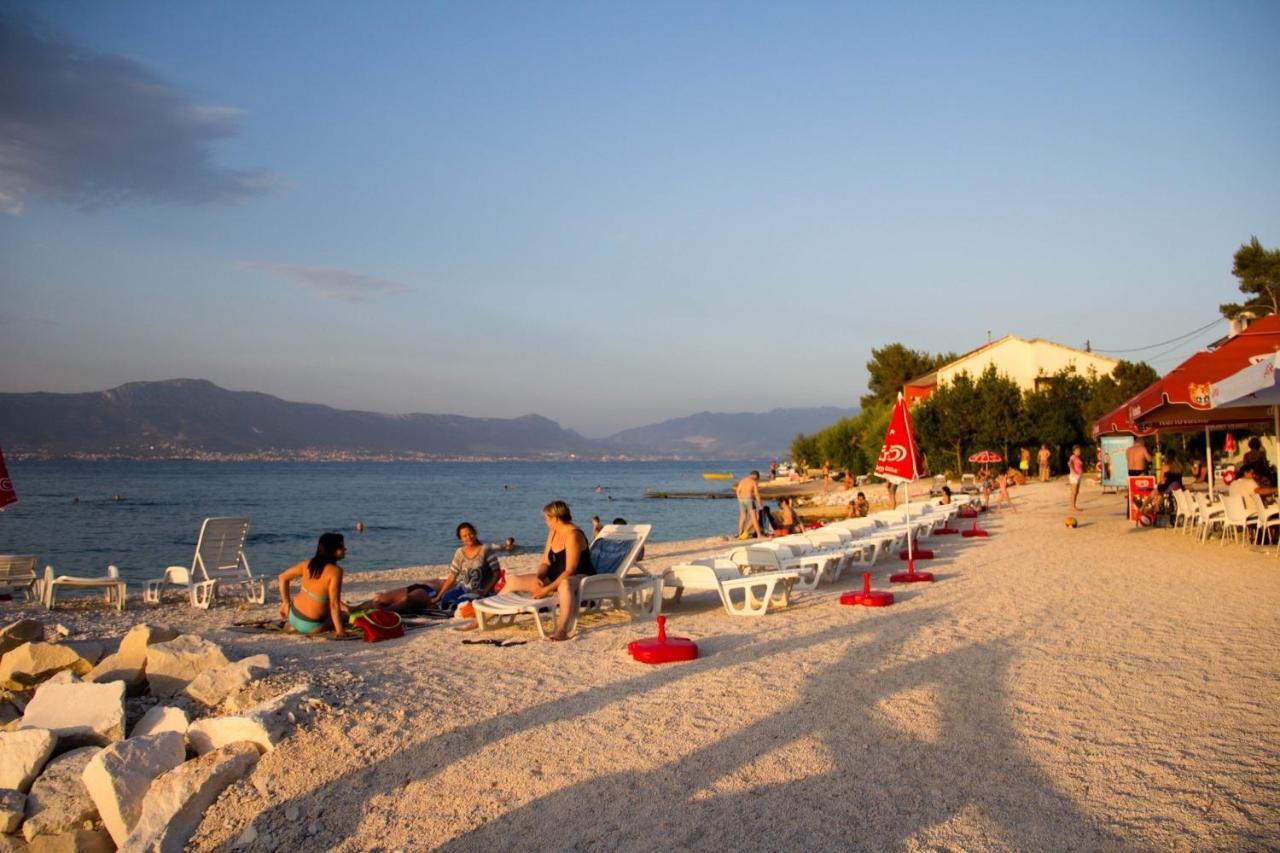 Apartments David - 20M From The Beach With Parking Trogir Ngoại thất bức ảnh
